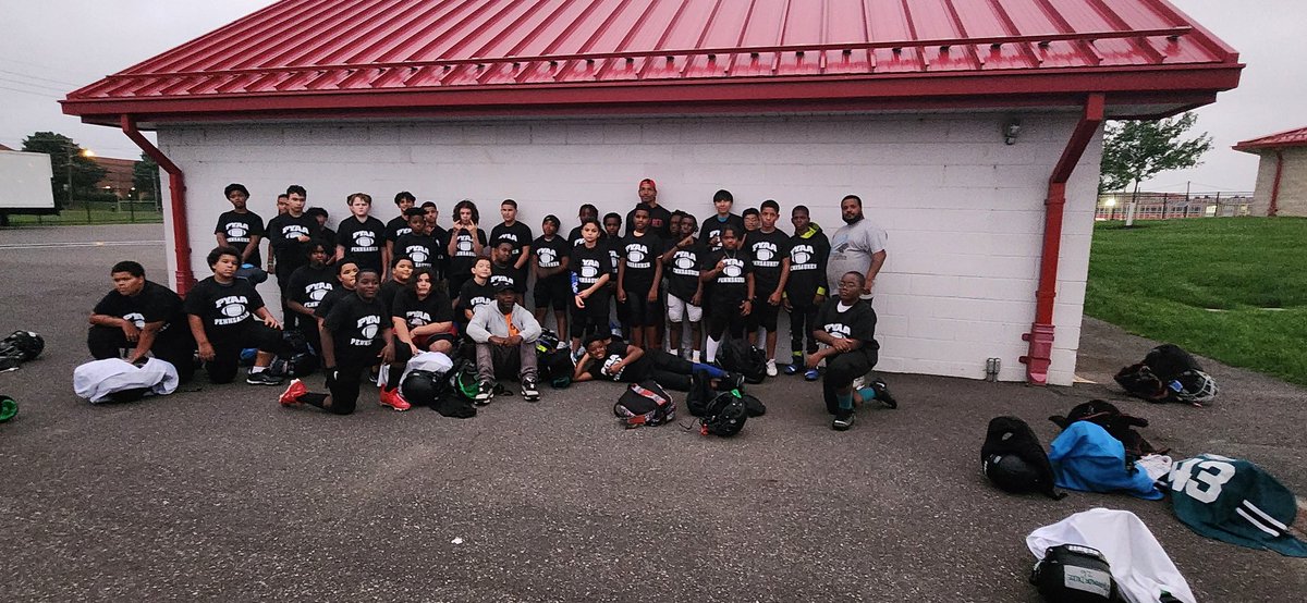 PennsaukenFB's tweet photo. GREAT WAY TO WRAP UP CAMP!! 
PYAA APPRECIATE YOU SHOWING UP  THIS WEEK‼️ BIGGEST CAMP WE EVER  HAD.....OVER 120 KIDS CAME OUT DURING TWO DIFFERENT SESSIONS‼️ 
#FUTUREINDIANS
#CODERED🔴🔴 https://t.co/PywQKs6QzP
