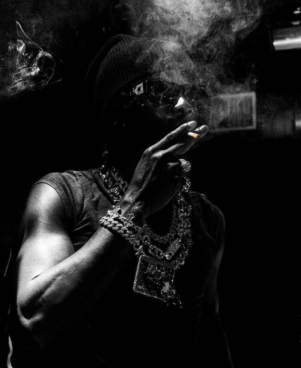 Tymkeepersfc1's tweet photo. @heisrema Rn , lyrics from Longtym but seems similar to what Rema is doing rn now in the music industry 👀👀
#Twitter #OlympicGames #Rema #Longtym https://t.co/u93Iwp5lri