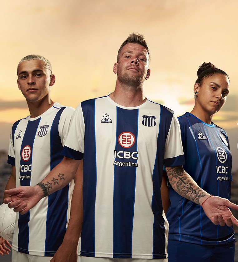 ✅ Volvemos a contar con Sosa
✅ Botta deja de hacerse el lesionado y llega contra River 
✅ Tino lo limpia Ortegoza por Albarracín 
✅ Vuelve un enganche con pasado en Talleres 👑
✅ Barticciotto es la reencarnación de Alexis Sánchez 

REVIVIÓ TALLERES