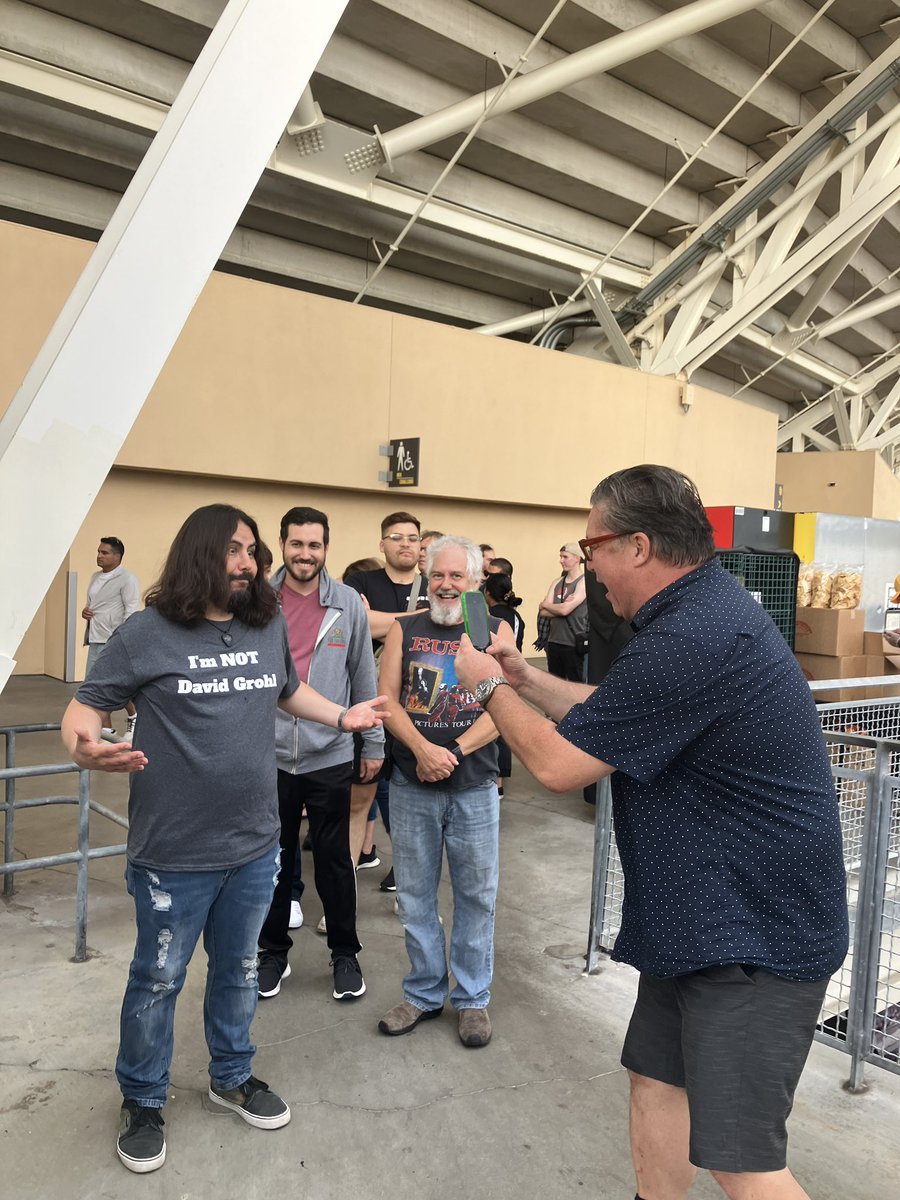 edanielagarcia's tweet photo. took my dad to see the @foofighters at @PetcoPark today. Things are going….great! https://t.co/WrtbxBCtKw