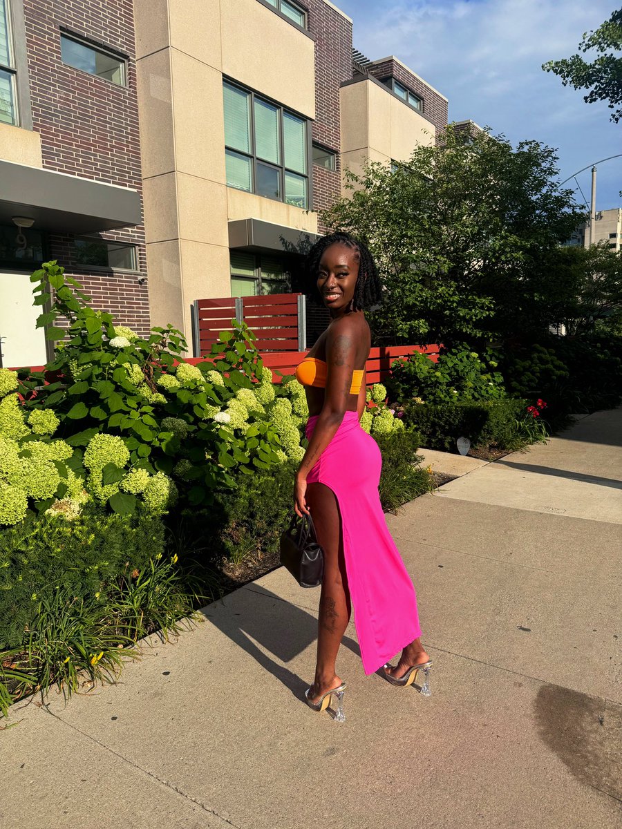SLIM SHVDY 🖤 (@akuajanice_e) on Twitter photo 