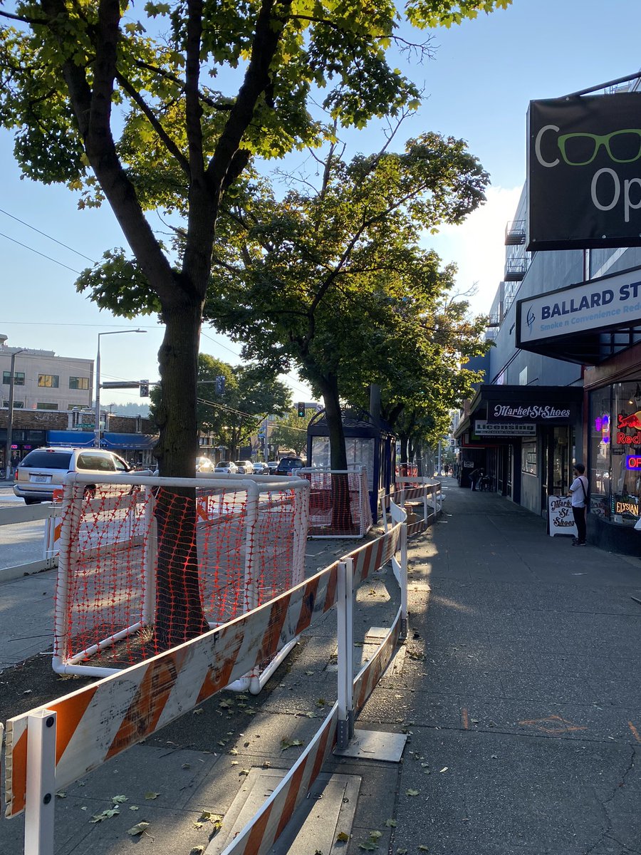 curtailes's tweet photo. Route 40 improvements underway. Thanks @seattledot #gobytransit https://t.co/zPUuGLxUy2
