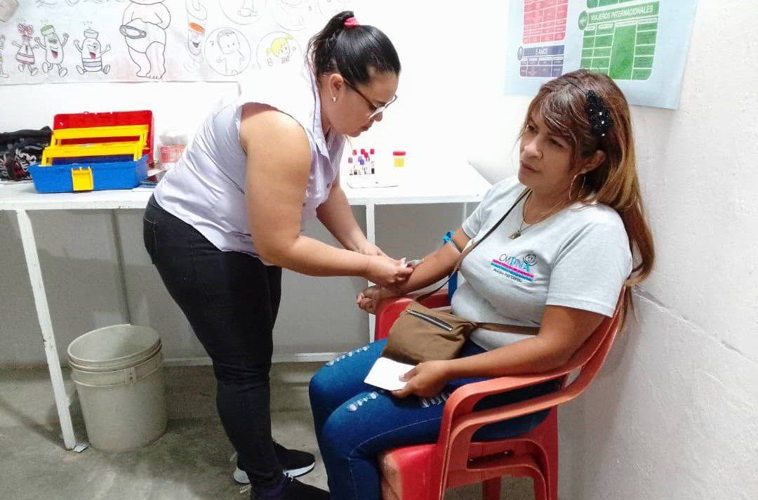 En Santa Lucía, Miranda durante diferentes operativos fueron atendidas 960 personas, se entregaron 865 fármacos, se visitaron 650 casas, se brindó atención a 263 personas con discapacidad, 141 planes de atención adolescente y adultas con discapacidad fueron visitados.