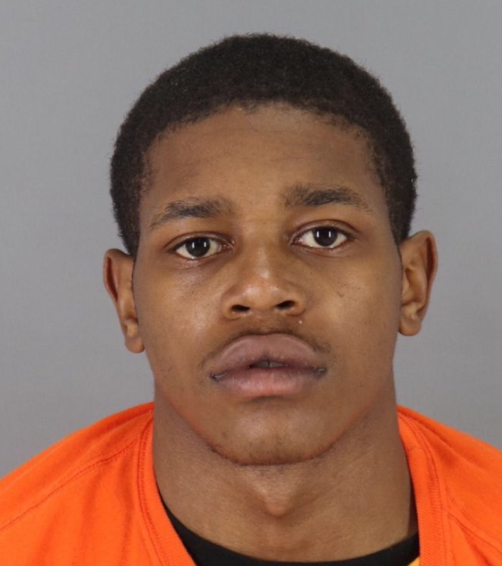 henrykleeKTVU's tweet photo. UPDATE: Richard Hardman, 25, arrested, charged by @USAO_NDCA w/being felon w/gun for having Glock 31 w/20-round magazine while being arrested by @oaklandpoliceca for firing shots - but not hitting - - intended victim at @arco station at W. Grand &amp; Market, per @FBISanFrancisco https://t.co/QHY0p4V3sK