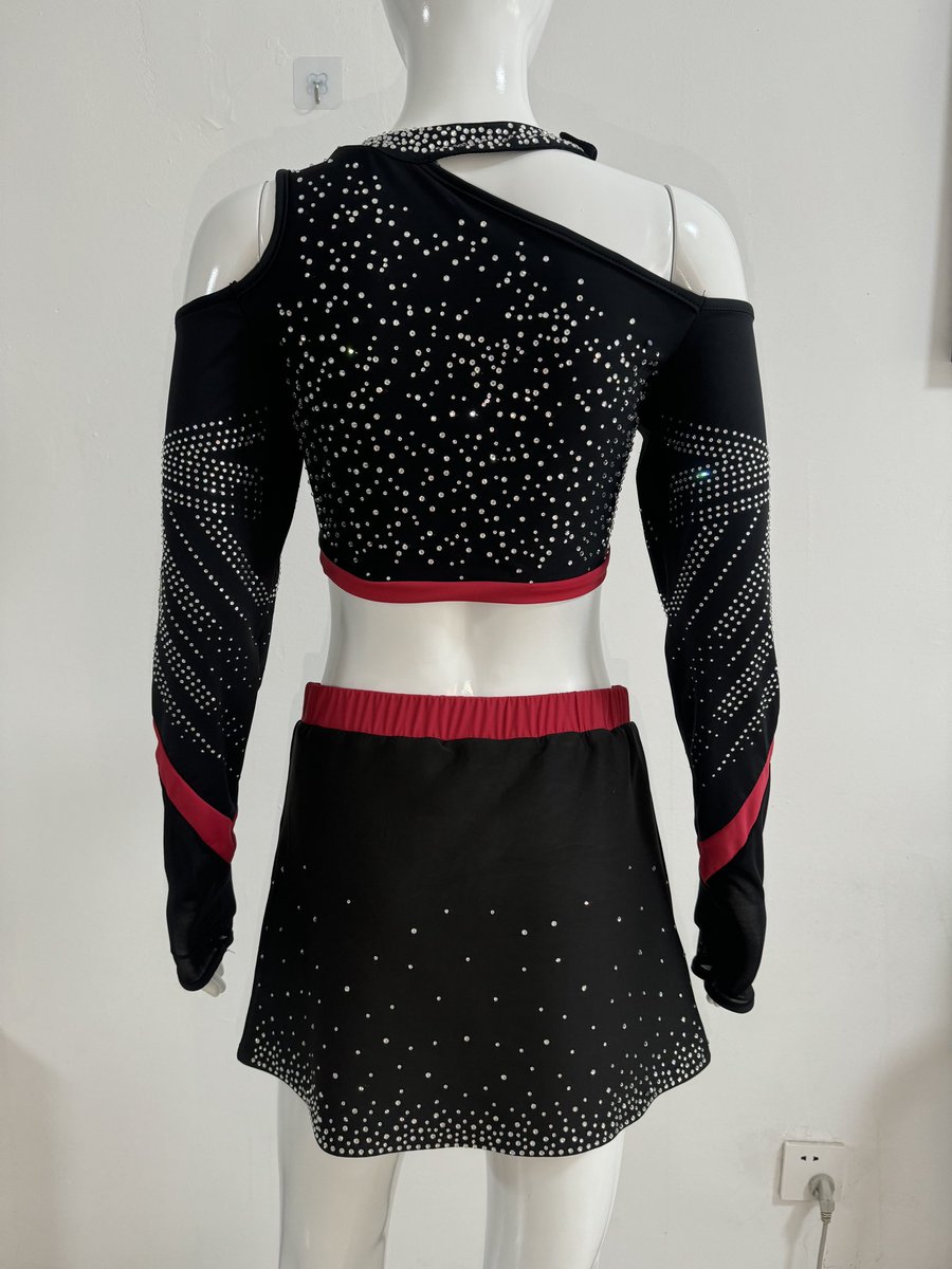 sinajibling's tweet photo. Make your cheer squad sparkle with our custom cheerleading uniforms! 🌟 High-quality, durable, and stylish with rhinestone options. Perfect for schools and coaches. Fast delivery and low minimum orders. DM us for details! 📲 +8613166633505
#Cheerleading #TeamSpirit #CustomUniform https://t.co/YjZw5rDll3