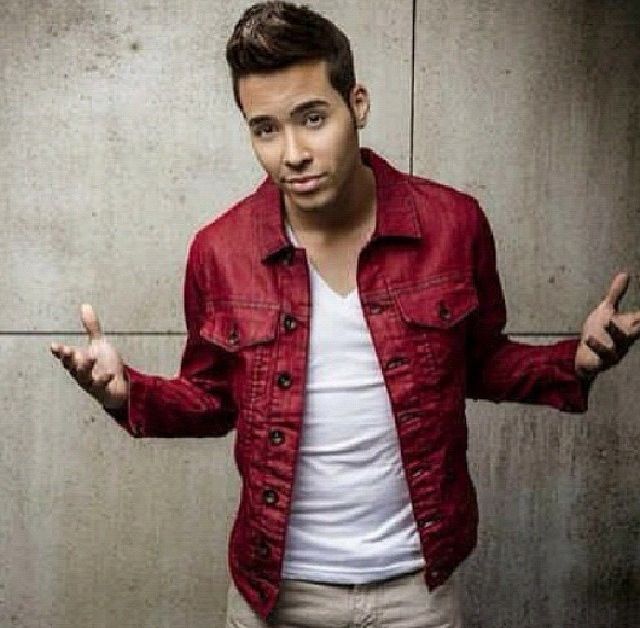 Henderlos24's tweet photo. What is your top 10 favorite @PrinceRoyce songs https://t.co/lDYxWIuf5B
