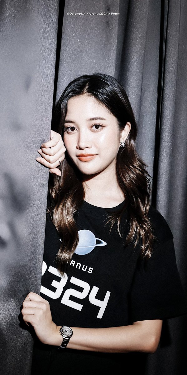 IAmAvril86's tweet photo. Happy 26th birthday to one and only Bunny @srchafreen ! You've gone too far, remember that we always got your back! We love you! 

#Freen26thSparkleDay 
#srchafreen https://t.co/sTAApNdQB7