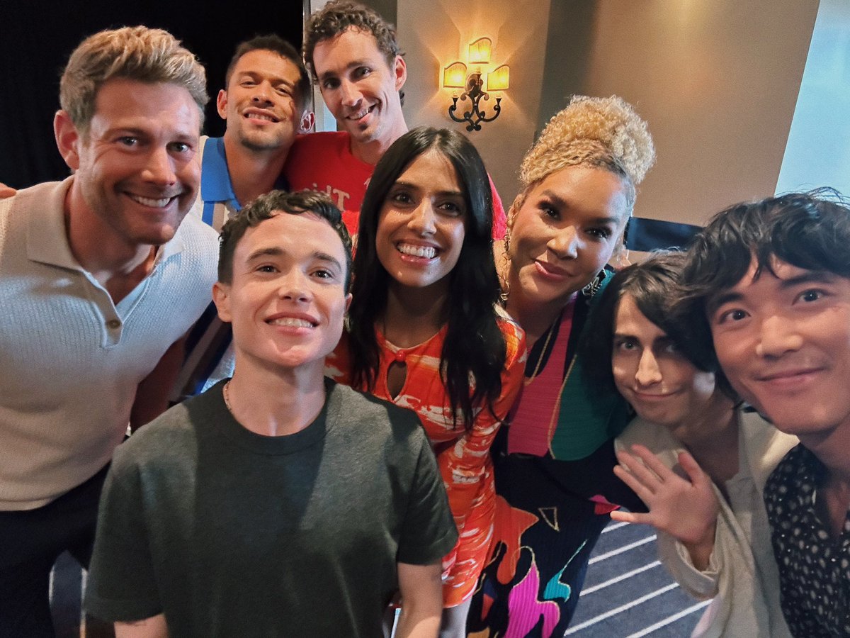 el ☂︎︎ tweet media