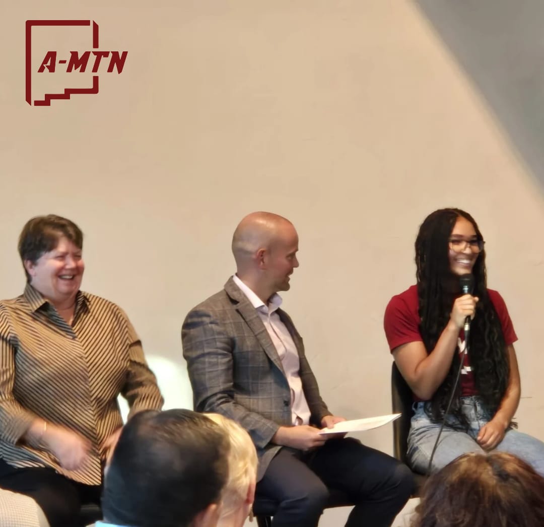 AMTNSPORTS's tweet photo. Great night talking about the impact of role models in literacy and who inspires us to read...and of course, insider access to Aggie softball. This photo does well capturing the mood of the night.
#AggieNIL
#Fight4Literacy
#FarmandRanchMuseum https://t.co/ptfDqqv2t2