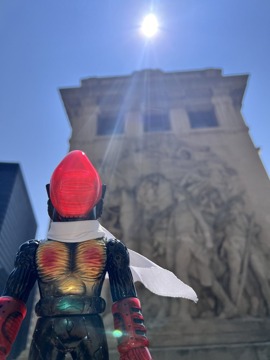 RickyTo828's tweet photo. ⚡️RHND⚡️
#realhead #真頭 #真頭不滅 #真頭玩具 #realxhead #RxH #RHND #realhead_mori #realheadnotdead #sofubi #sofubitoy #sofvi #sofvitoy #madeinjapan #マニイチロー #aliman #異形 #rto77 #chicago #illinois #milleniumpark #wrigleybuilding https://t.co/kqf3hoDYyA
