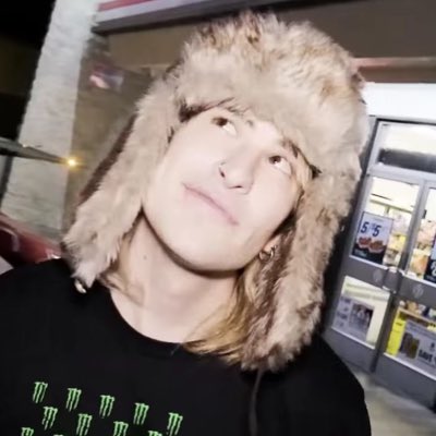 VAL — SEEING JOHNNIE GUILBERT 11/5/25 tweet media