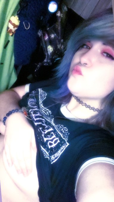 Another day another slutty Emo on your feed 🖤😘 https://t.co/alH8qhGt7w<a href="/tag/mvsales"class="tags"><span>#mvsales</span></a>