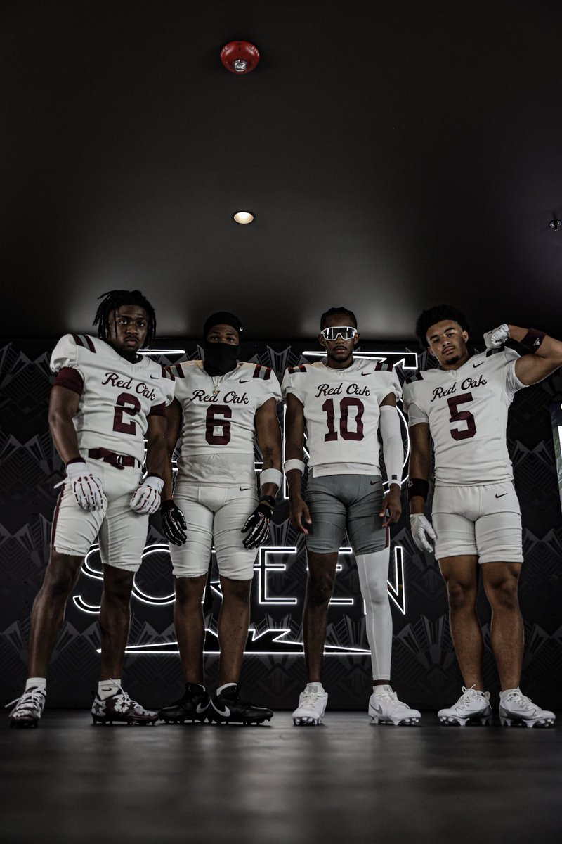 Desmond Cox tweet media