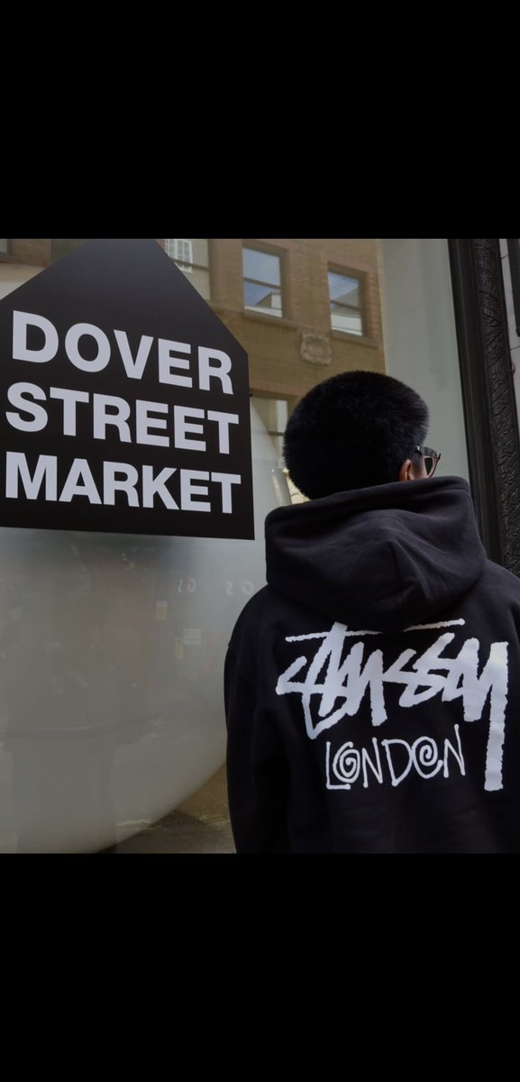 enakafr's tweet photo. dover street market in london 🤍 https://t.co/whEopj1zmi