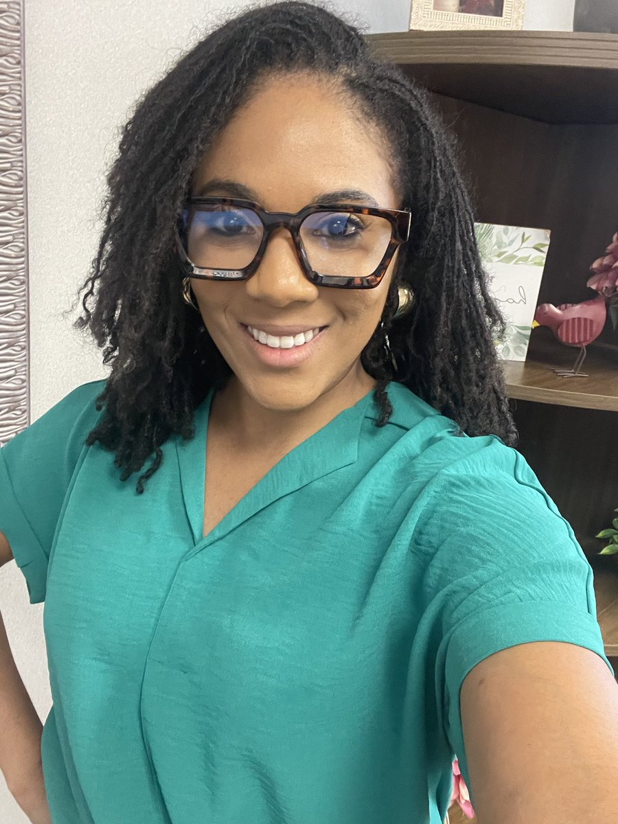 MrsHDotson's tweet photo. Happy First Day of School to my bestie 1st Year Principal @Nisha_Oyeniyi !!!! I’m so proud of her and excited to see all the great things she’ll do at @HumbleISD_FCE #FirstyearPrincipal👩🏽‍🏫 #proudbestfriend😊☺️👏🏽🙌🏽👩🏽‍🦱👩🏽‍🦱 https://t.co/uVR9gvYHvw