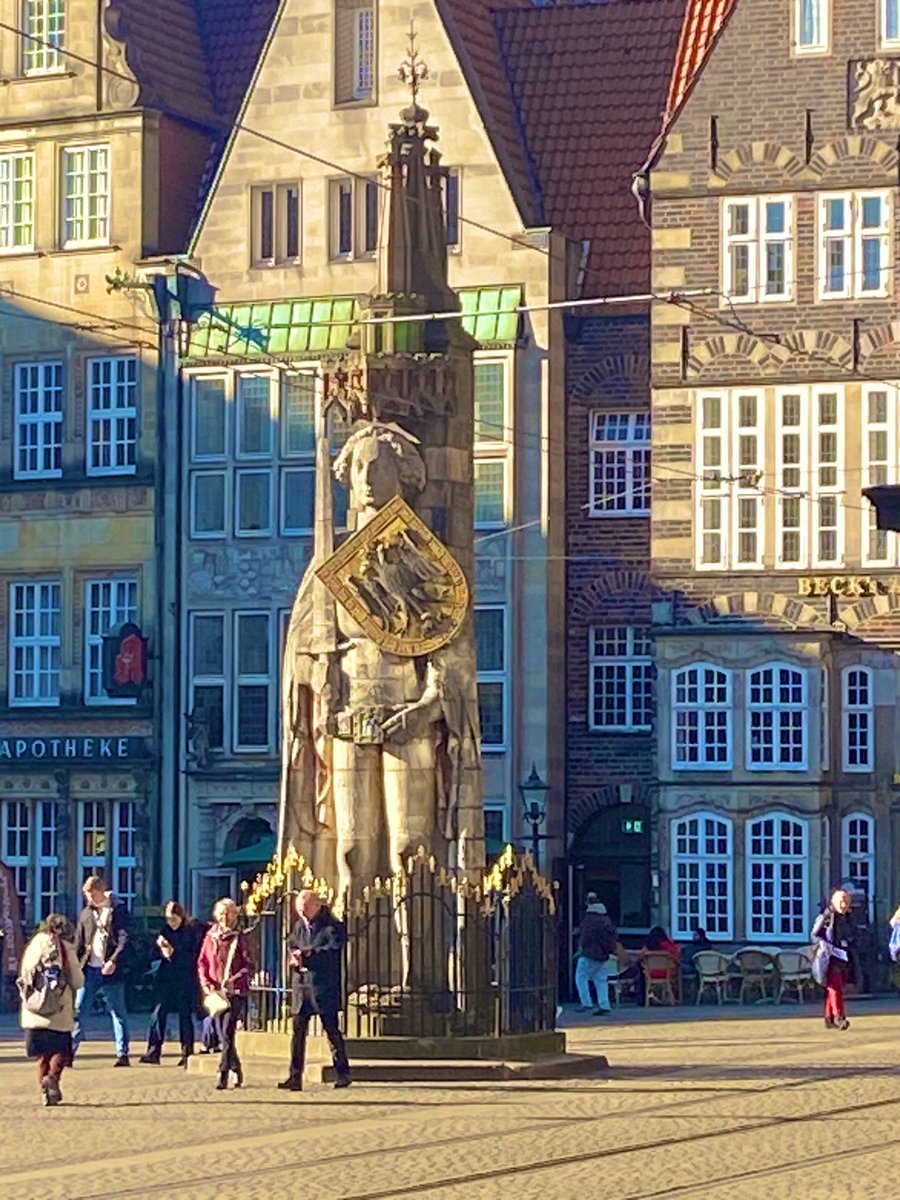 MarkDroge's tweet photo. @archi_tradition Bremen, Germany. Beautiful. https://t.co/cMFMlOsA1N