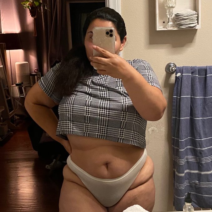Is it too early to get ready for bed? https://t.co/Nd9W4ByyWl