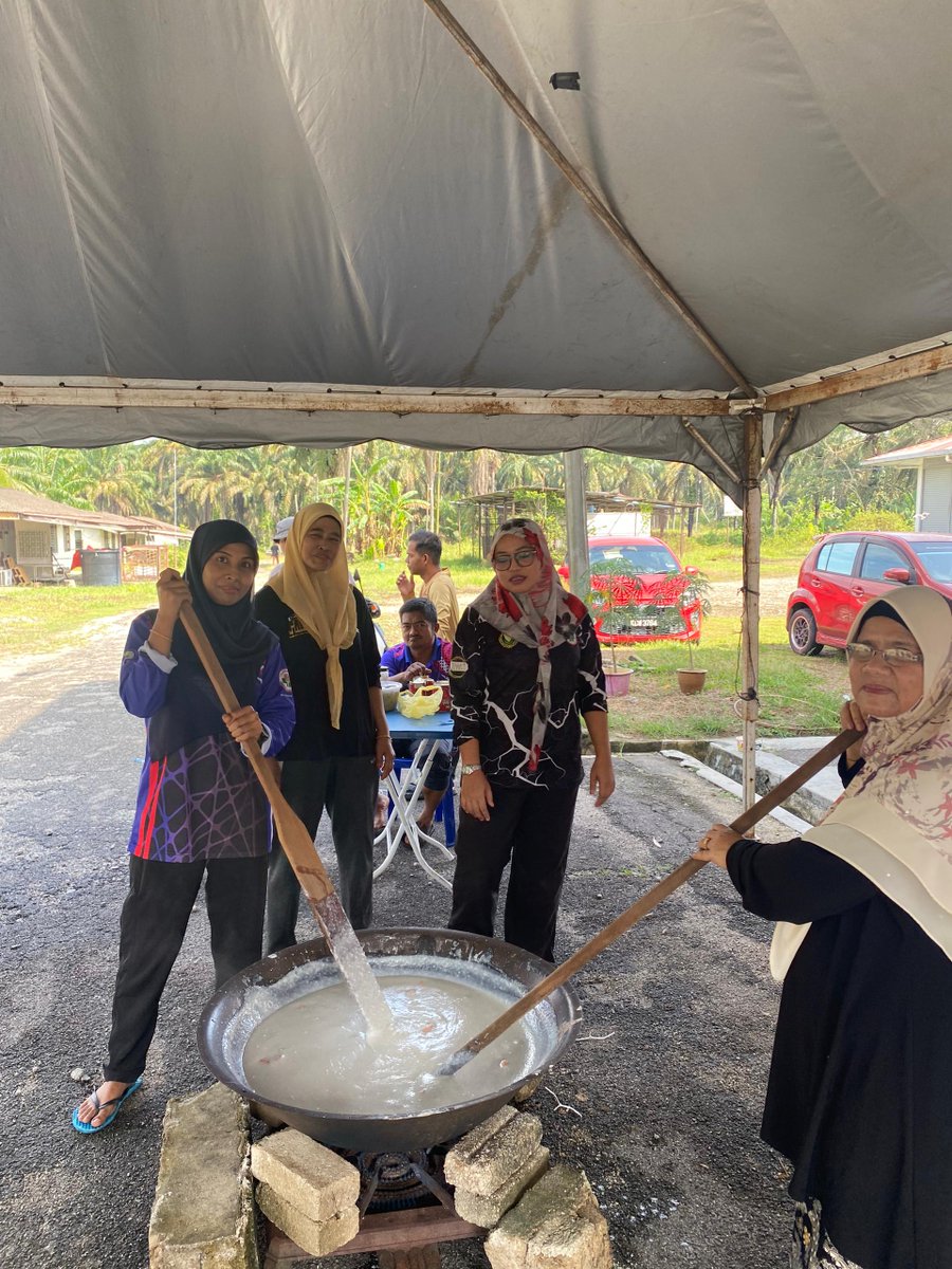 ppk_selama's tweet image. Repost :
📷 PROGRAM KACAU BUBUR ASYURA
📷 09.OO PAGI
📷 Perkarangan Pejabat Ppk Selama Kedah
📷 7 OGOS 2024 (RABU)
Gambar sekitar program yang telah berlangsung seperti berikut :