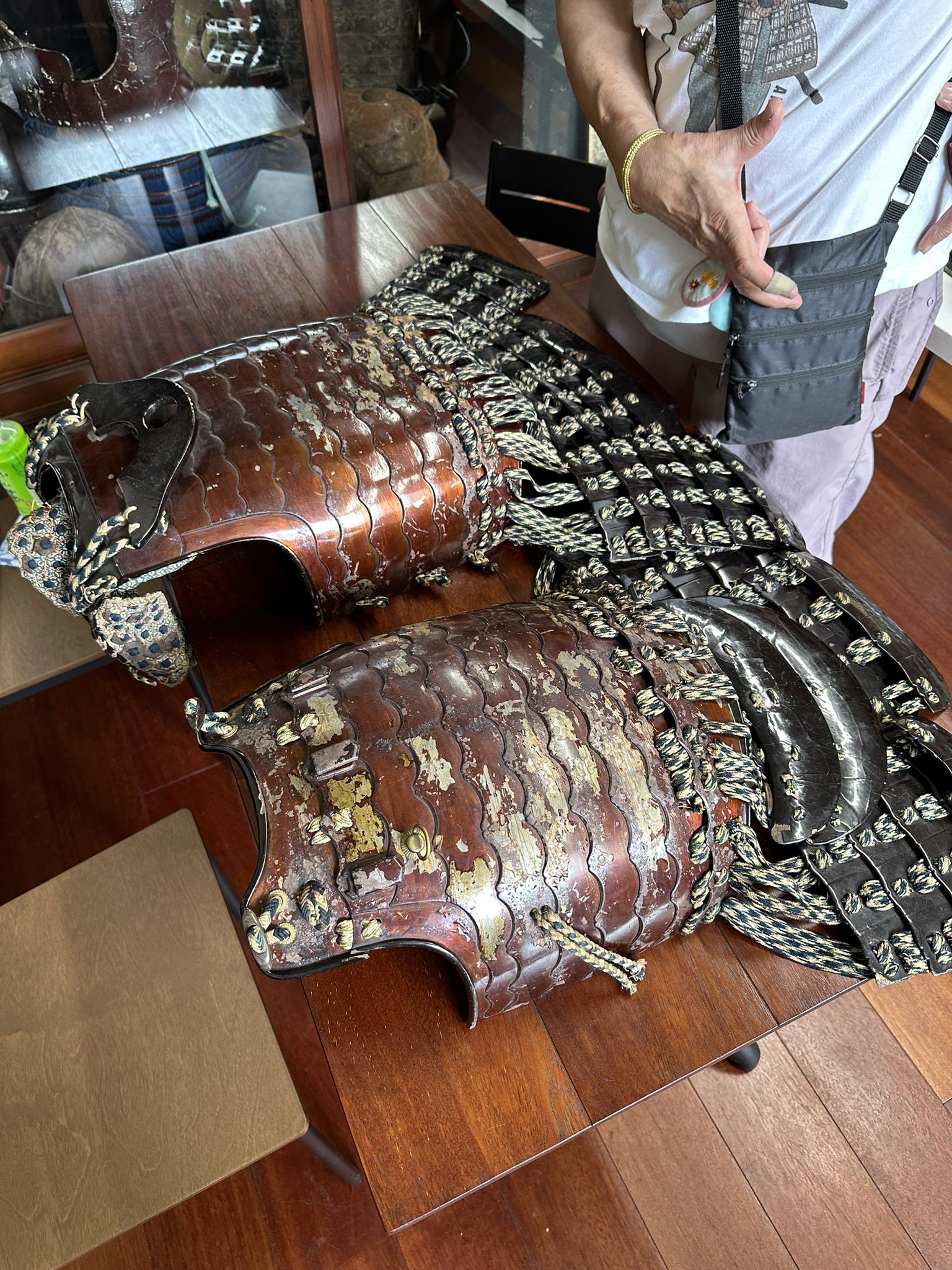 甲冑 練韋突盔兜付包韋胴具足 Suit of Armor with Nerikawa-covered