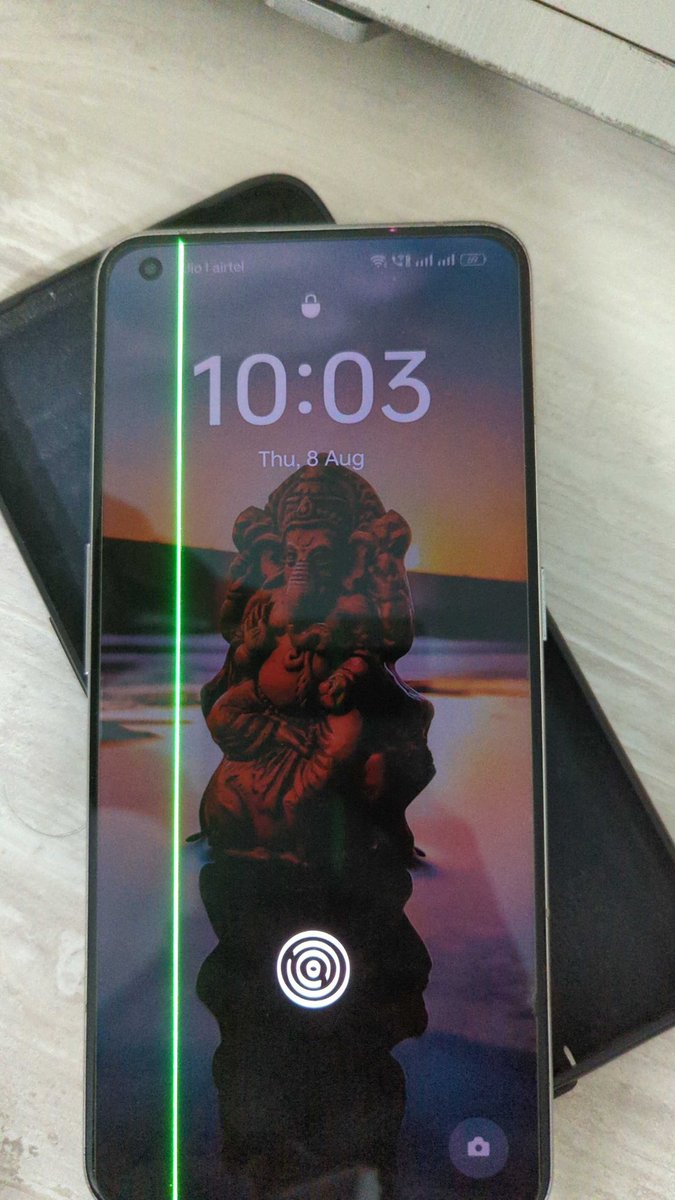 PriteshShinde98's tweet photo. After updating my realme gt 2 pro I am facing a green line issue and my device is out of warranty.😕

Now I am like what to do because the warranty is also lapsed. #realmeindia #realmeindiasupport https://t.co/17izhKtxsI