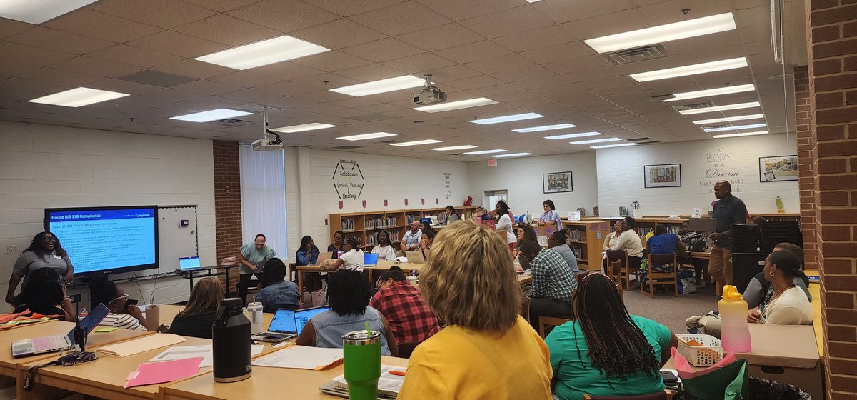 Jocelyn Lakani-Jones tweet media