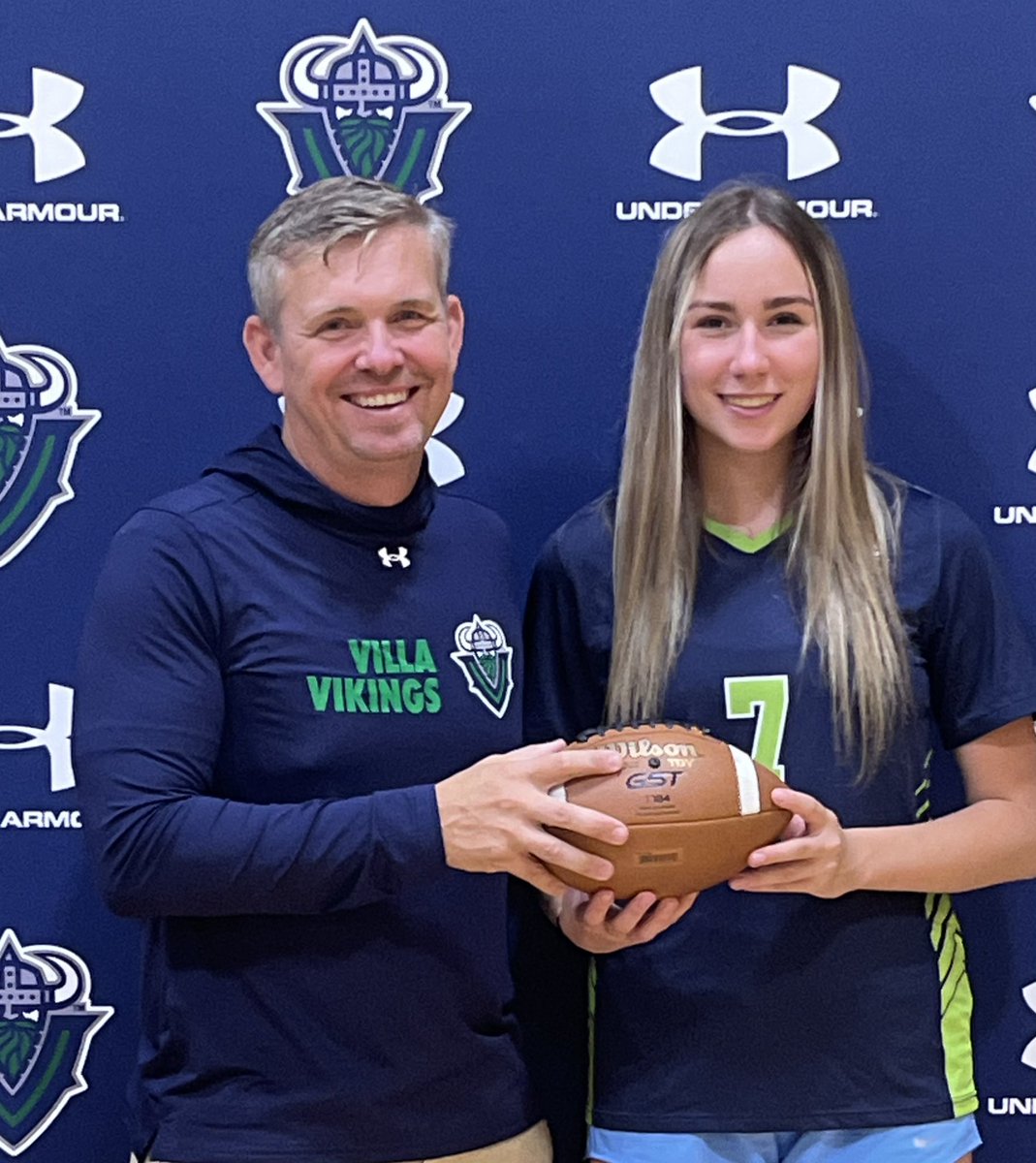 Great to have Layla Gallant from Ontario, Canada on campus for an official visit!