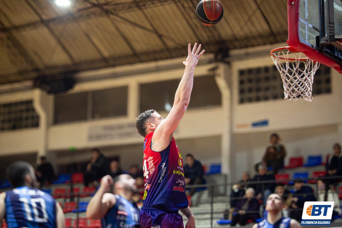 BasquetTotal's tweet photo. #DTAxBT | CON VIENTO Y MAREA

Marne consiguió su cuarta victoria al hilo tras vencer a San Telmo Rápido Sport en cifras de 82-75, tras ir perdiendo hasta por 17 puntos. 

📝 @Mcaballero_03 
📸 @FlorIglesias6 

👉🏼 https://t.co/lpYIELHvwG https://t.co/EwQX1LQM8C