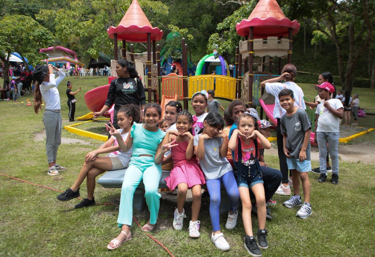 #7Ago El Presidente @nicolasmaduro inició el XVI Plan Vacacional Comunitario Mostacho Fest “Nuestra Patria”.