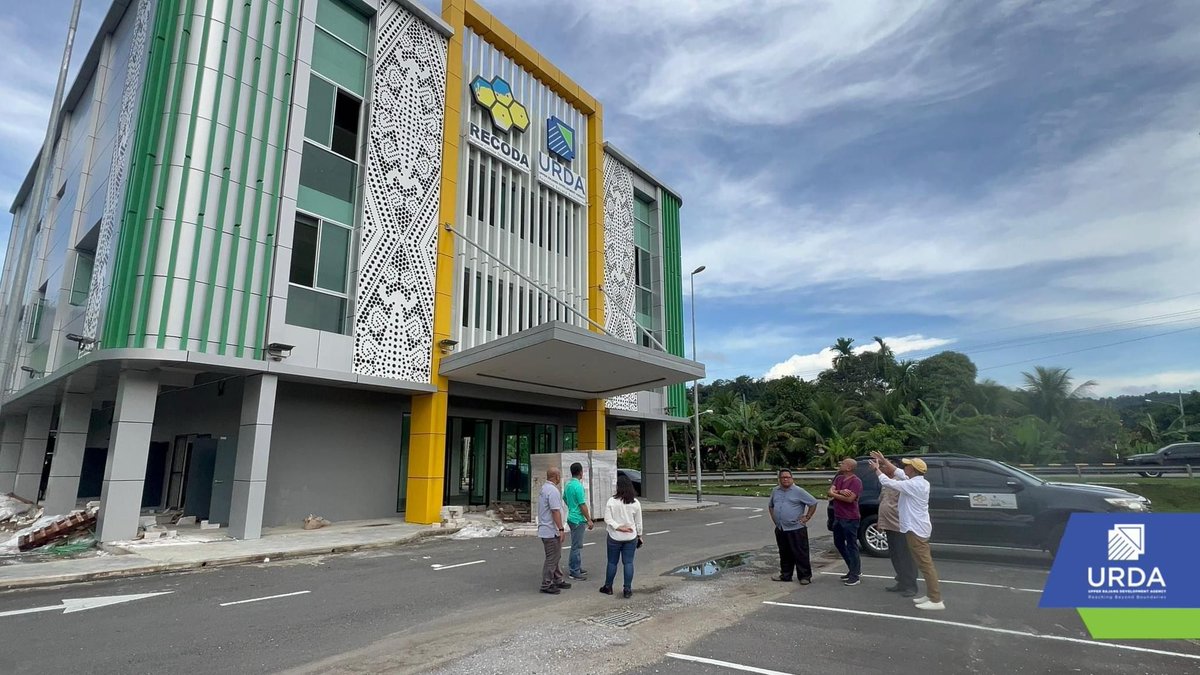 recodasarawak's tweet photo. Arrived in Kapit for the Rural Connectivity Monitoring Project Meeting, to be held tomorrow!

READ MORE: https://t.co/RJIJpOFNcE

#RECODA #SCORE #URDA #Kapit #Development https://t.co/cvYrAEGwnc