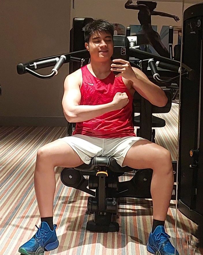 OhsaaP78711's tweet photo. READY HARI INI INCALL OUTCALL 🌈
(PRIVASI NO 1) 
-pijat fullbody
-pijat Vitalitas
-B2B
MORE INFO LGSG KE WA DIBIO ☎

#pijatkediri #pijatpriakediri
#gaykediri #messagekediri https://t.co/b9iygaBg6b