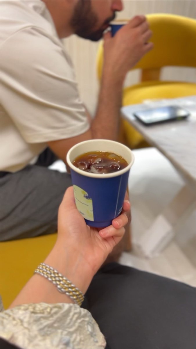 والله إنّ أبرك الجيات حزّة مجيّك
على الرحـبّ دايم وكلي لك سعه♥️♥️♥️!