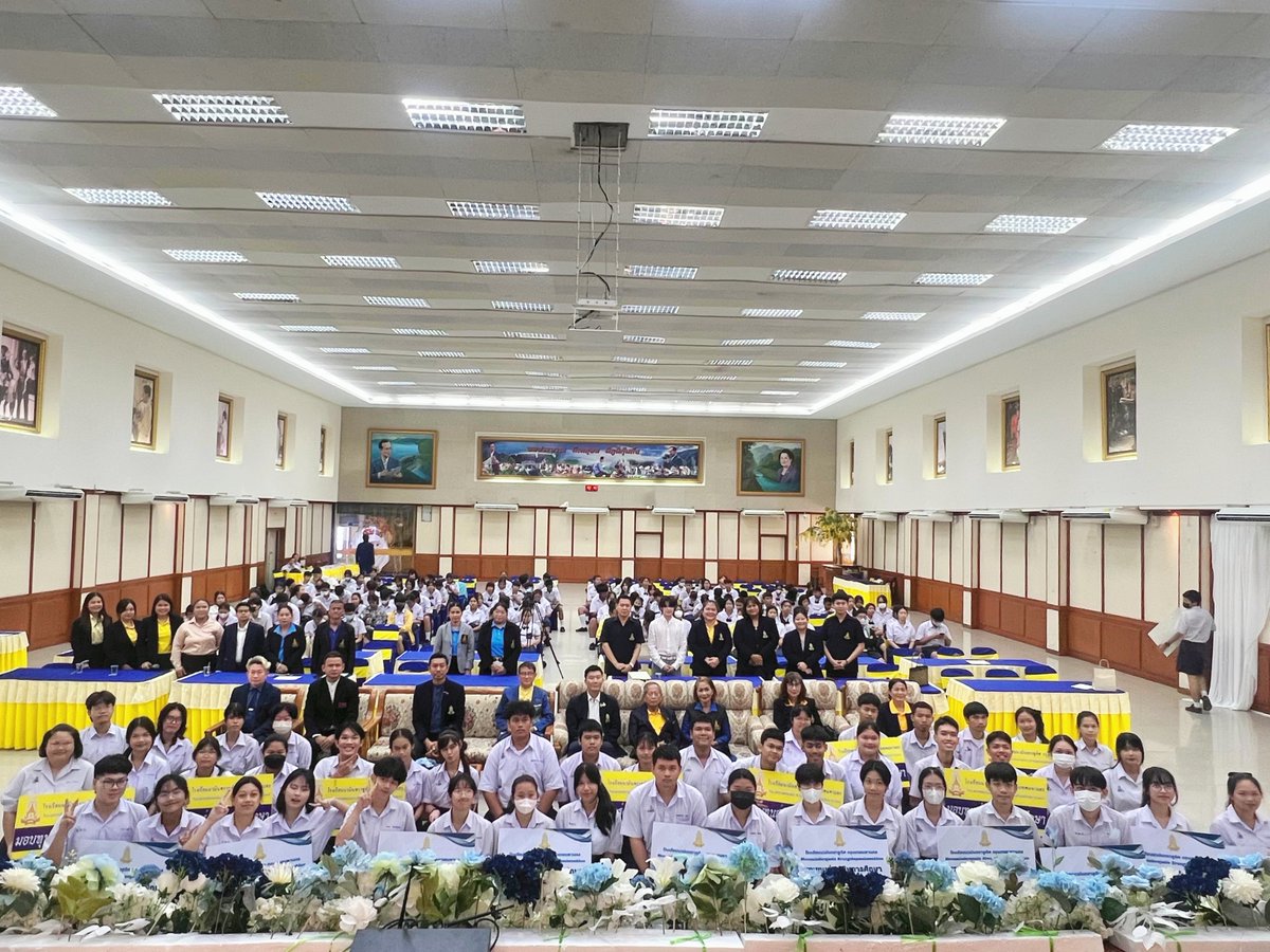 DomundiTV's tweet photo. “ณฐ” @natasittttt ร่วมมอบทุนส่งเสริมการศึกษาประจำปีการศึกษา 2567 แก่โรงเรียนนวมินทราชูทิศ กรุงเทพมหานคร จากการสมทบทุนร่วมกับแฟนคลับเนื่องในโอกาสวันคล้ายวันเกิดปีที่ 22

ทั้งนี้ ยังสามารถร่วมสมทบทุนในกองทุนสงเคราะห์สัตว์ในพระอุปถัมภ์ สมเด็จพระเจ้าพี่นางเธอ เจ้าฟ้ากัลยาณิวัฒนา กรมหลวงนราธิวาสราชนครินทร์ คณะสัตวแพทยศาสตร์ มหาวิทยาลัยเชียงใหม่ ได้จนถึงวันที่ 11 สิงหาคม 2567 เวลา 23.59 น. และขอเชิญร่วมทำบุญเนื่องในวันคล้ายวันเกิดของณฐ ในวันจันทร์ที่ 12 สิงหาคมนี้ ณ อาคารมหาเจษฎาบดินทร์ วัดยานนาวา (เจริญกรุง) 

#Wonderful22yNatBD