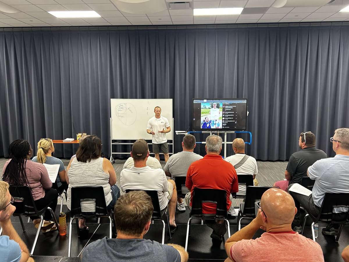 Austin Errthum (@a_errthum17) on Twitter photo Great night of learning for athletes, parents, and coaches. Talking mental training with Errthum Performance and Nutrition with The Performance Collective. <a href="/EllenDavis_CSSD/">Ellen Davis, RD</a> <a href="/dcgactivities/">DCGACTIVITIES</a> <a href="/IHSAA/">IHSAA</a> Great night of learning for athletes, parents, and coaches. Talking mental training with Errthum Performance and Nutrition with The Performance Collective. <a href="/EllenDavis_CSSD/">Ellen Davis, RD</a> <a href="/dcgactivities/">DCGACTIVITIES</a> <a href="/IHSAA/">IHSAA</a>