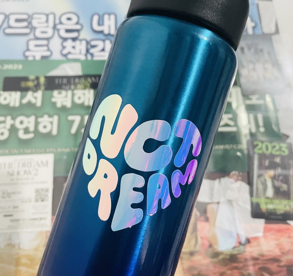 withleehaechan's tweet photo. Giving away NCT Dream decals on D1 and D2! Had these reprinted but I totally forgot na to create pubmats and all. Ill just post nalang once Im near MOA na. Accepting trades din. For my moots just dm me! ☺️✨🤍 #NCTDREAM_THEDREAMSHOW3_in_MNL https://t.co/kjJoa8cfET