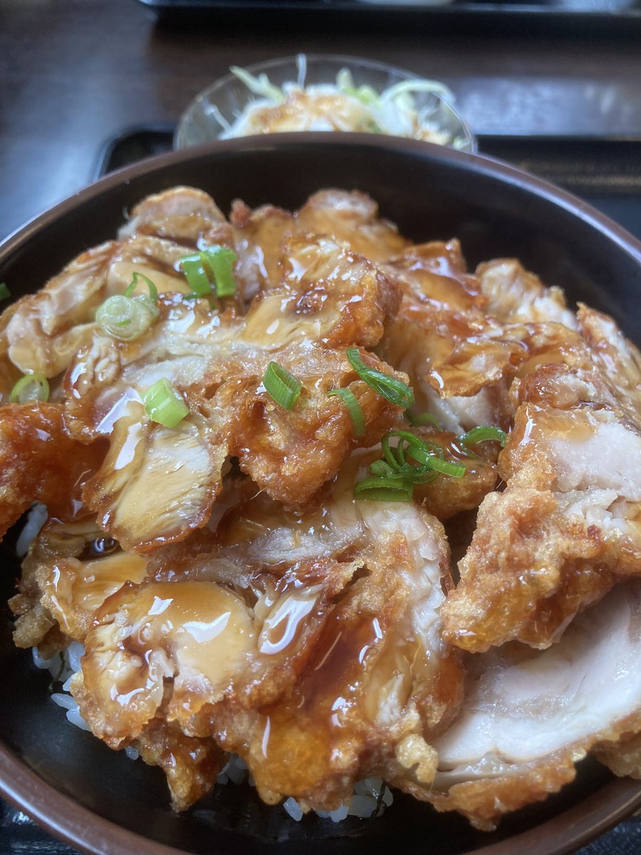Mukanoteio's tweet photo. 小樽なると屋さんのザンギ丼 https://t.co/wlgPsIgI5h