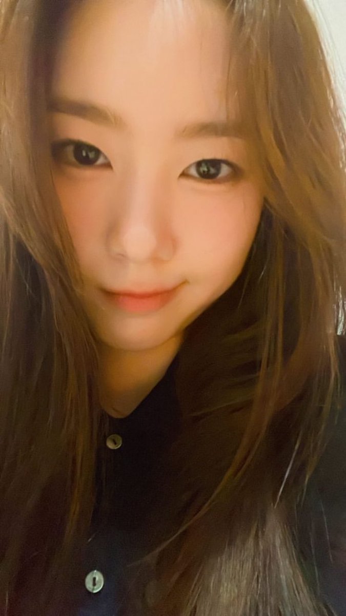 JIHO_archive's tweet photo. 240808 지호 인스타스토리 🥹🤎

#공지호 #GONGJIHO #지호 https://t.co/a01WmsCtHu