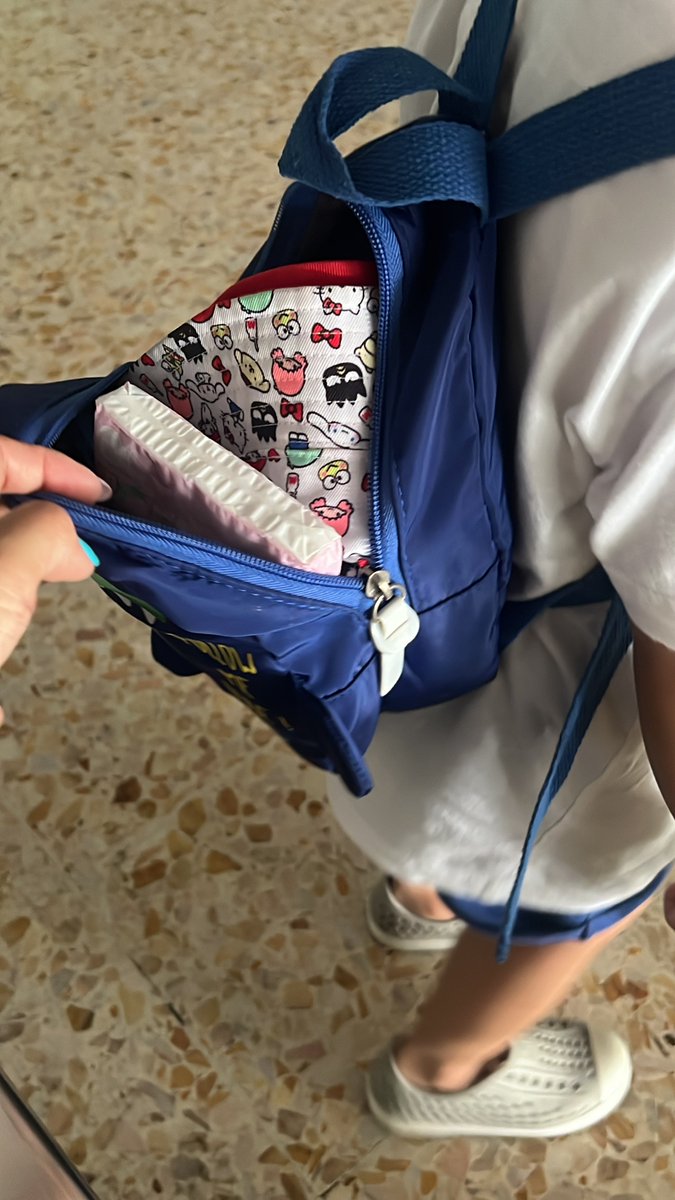 PALOYPPS's tweet photo. #น้องเทนนิส #ยกน้ําหนัก #เทควันโด้ #เทนนิสพาณิภัค #หมวกเด็ก #เป้เด็ก #addias 
กระเป๋า
https://t.co/zz0GEVoCEG
https://t.co/w2hH05Yg6x
หมวก
https://t.co/QhJmBfSQPu https://t.co/svInED0KOl