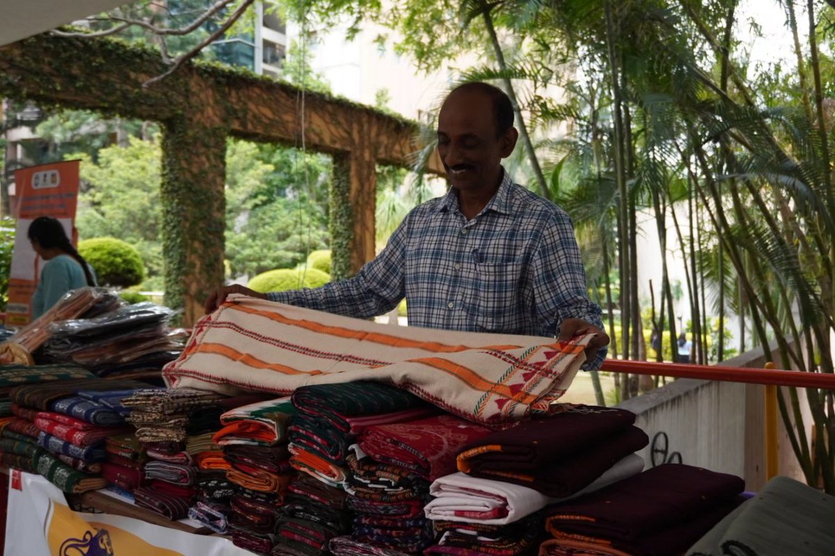 BengaluruNift's tweet image. National Handloom Day 2024: Glimpses of the celebrations and events, pt 1
#MyHandloomMyPride
#vocal4handloom
#myproductmypride

@TexMinIndia 
@NIFT_HO