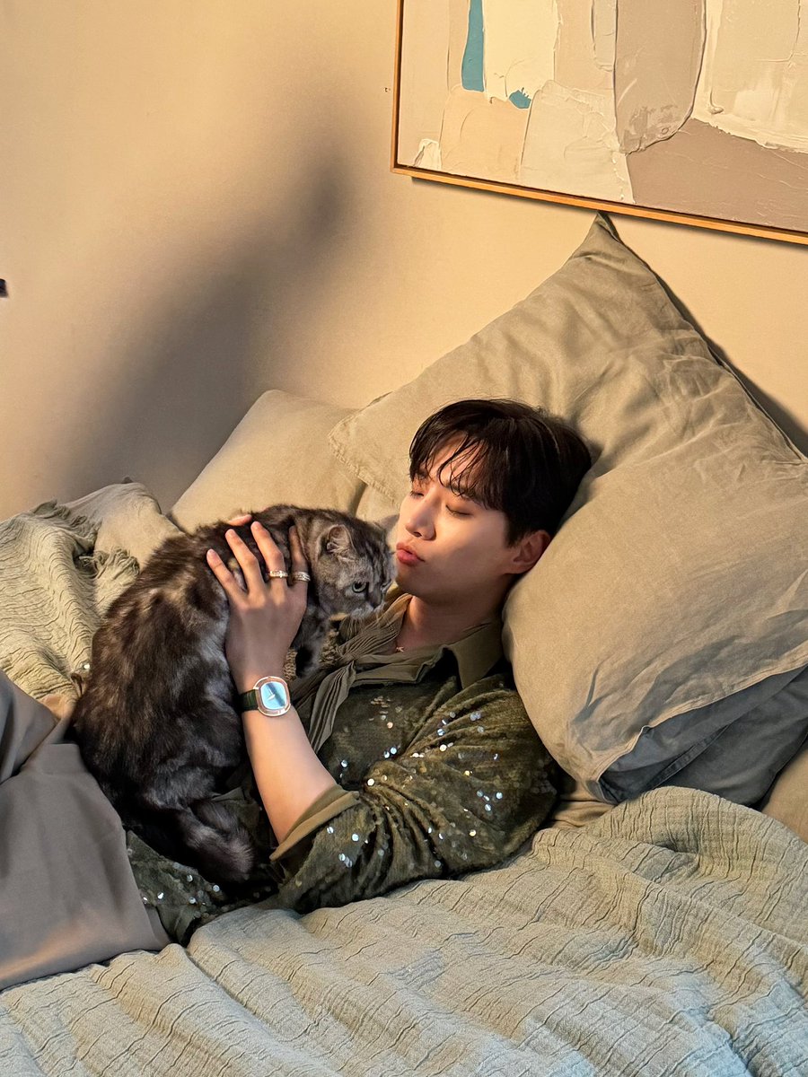 LEE JUNHO Official tweet media