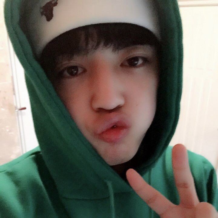 whuijeon's tweet photo. @hanicarts_ @pledis_17 HAPPY SCOUPS DAY!🍒
#띵동띵동_승철이_생일이다_문열어
#HappySeungcherryDay
@pledis_17 https://t.co/wHUC4Nxqq9