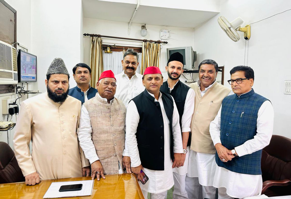 Akhilesh Yadav tweet media