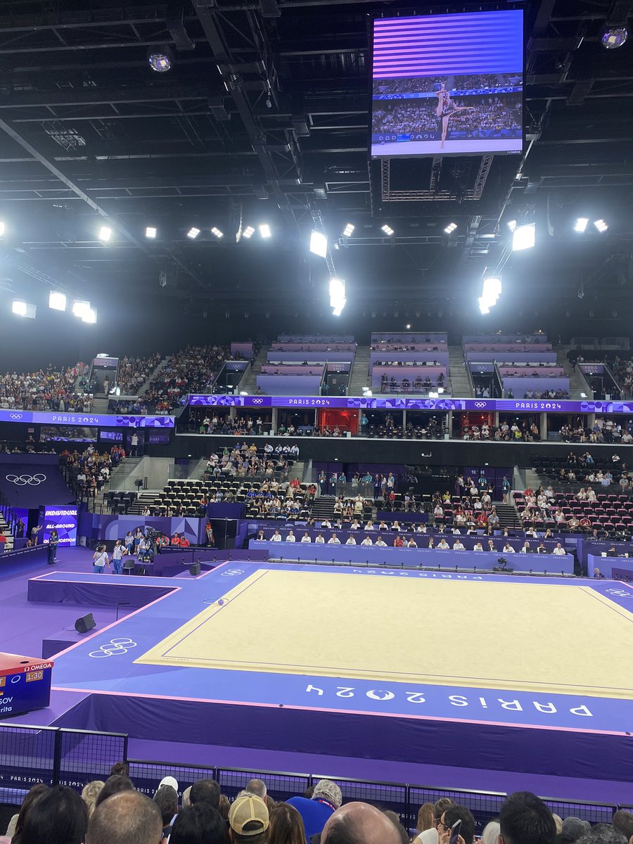 Mi relación más tóxica: la rítmica 
Qué manera de sufrir por dios… moriremos con Alba y Polina, HASTA EL FINAL 🇪🇸💪🏽