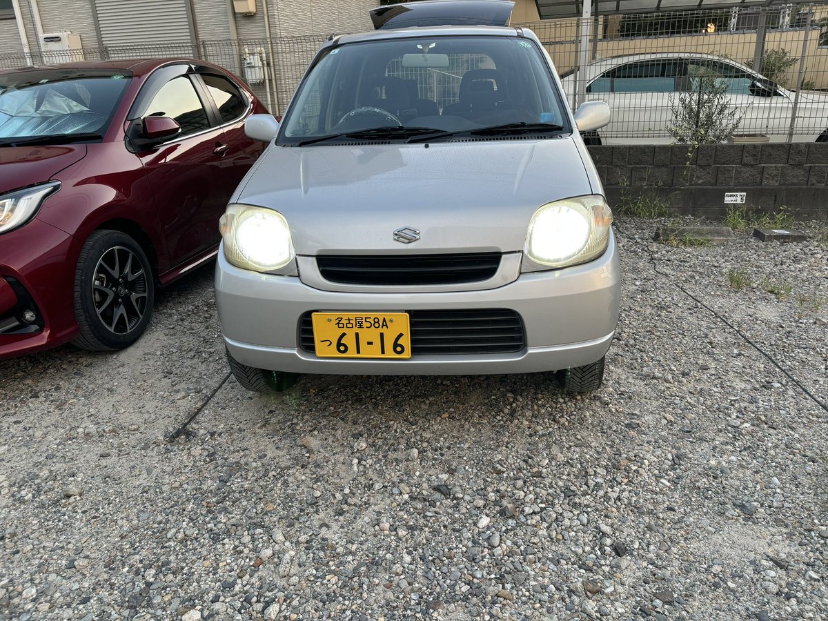 gyawan's tweet image. 眩しさがアップしただけで
明るくはないんだろうなぁ…

#LED化

針金の向きがわからんかったー