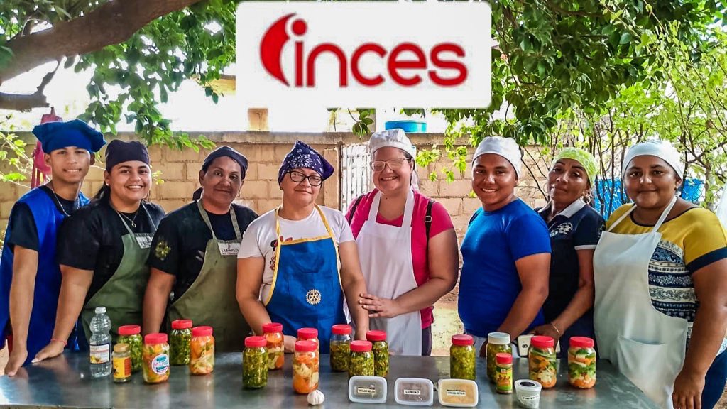 ¡Buen Jueves! 

Somos un pueblo con esperanza, y aprendemos la técnica que inspira y nos llevará al éxito. 

En Inces, creemos en la formación, para que la población adquiera elementos para aportar al desarrollo productivo de 🇻🇪

#LaTécnicaQueTransforma
#PuebloSonrienteYEnPaz