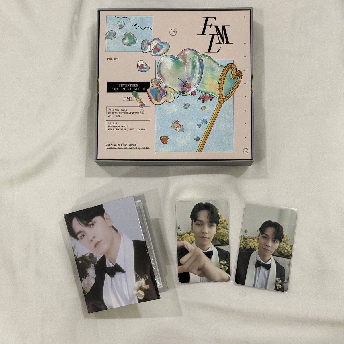 yyenx2's tweet photo. #pasarsvt #pasarsvtmy #pasarseventeen

wts seventeen album

17th heaven:
♡ wonwoo binder + hoshi &amp; jeonghan pcs - rm45
♡ mingyu full set + weverse global pob - rm75

fml:
♡ mingyu - rm65
♡ vernon - rm25
♡ dino - rm50

♡ dino semicolon set - rm30
 
cont - https://t.co/opX6QqDmQ0