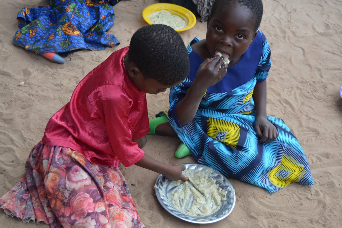 We believe in the power of community-driven solutions. By supporting women farmers at Community-Based Childcare Centres (CBCCs), we are helping to grow nutritious food and combat hunger. Children are enjoying healthy porridge, setting the foundation for a brighter future. 🌍