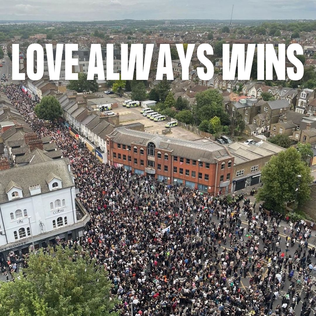 People power ALWAYS wins💙

Last night, anti-hate protesters came out in their thousands across the country to show something we already know - that the majority of the UK are compassionate people. 

Racist thugs aren’t welcome here. THIS is who we really are.