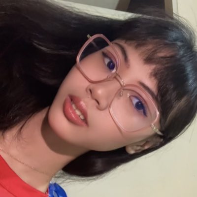 #NewProfilePic

Ang ganda ganda ko pls lang