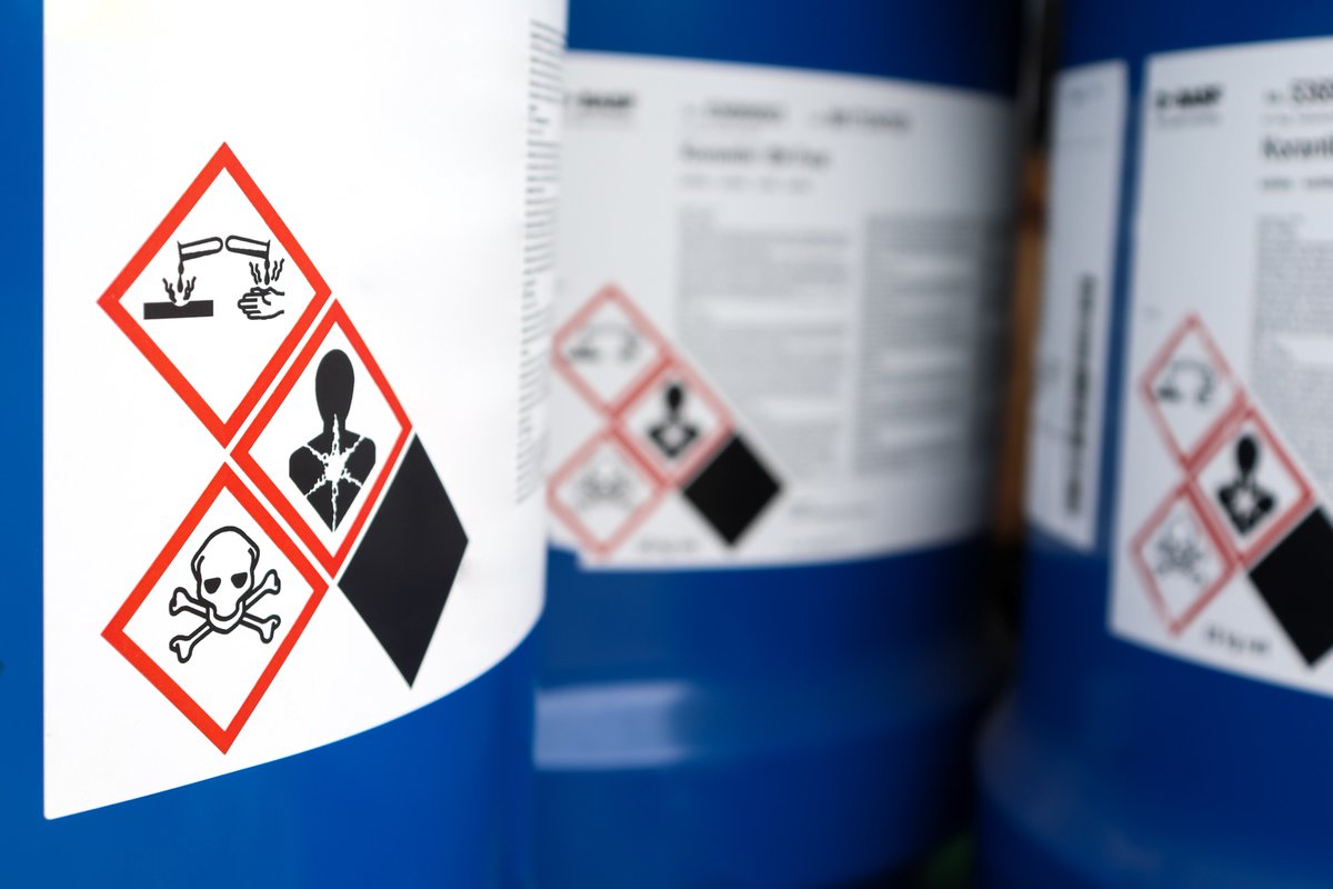 PCCLimited's tweet photo. 👀 Have you heard about PREMJET™ for GHS inkjet labelling?

✨ Flexibility and versatility
✨ Superior print quality
✨ Durability and resistance
✨ Regulatory compliance
✨ Speed and efficiency

Find out more here >> https://t.co/GvtXrOBjmF

#Inkjet #GHS #Labelling #Print https://t.co/h1r3rUSOw6