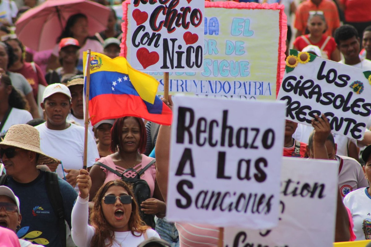 JoseManuelBarroso (@wardofmusic1) on Twitter photo <a href="/Mippcivzla/">MIPPCI</a> ¡ETIQUETA DEL DÍA! #PuebloSonrienteYEnPaz ¡Venciendo las dificultades inducidas imperiales en contra de Nuestra Amada Patria VENEZUELA! <a href="/NicolasMaduro/">Nicolás Maduro</a> <a href="/luchaalmada/">Alfred Nazareth</a> @PiensaIA <a href="/SISCOM/">SISCOM503</a> <a href="/BattleWinner3/">BattleWinner</a> <a href="/wardofmusic1/">JoseManuelBarroso</a> <a href="/AnaGPinto1/">Ana G Pinto</a> <a href="/RRPIERU/">#EnVictoria</a> <a href="/YriadS/">Dairy Sibrian</a> @Marinerito16 <a href="/fran_emilse/">Emilse, La Paz</a> <a href="/JoseluiRock/">JoseluisT</a> <a href="/Mippcivzla/">MIPPCI</a> ¡ETIQUETA DEL DÍA! #PuebloSonrienteYEnPaz ¡Venciendo las dificultades inducidas imperiales en contra de Nuestra Amada Patria VENEZUELA! <a href="/NicolasMaduro/">Nicolás Maduro</a> <a href="/luchaalmada/">Alfred Nazareth</a> @PiensaIA <a href="/SISCOM/">SISCOM503</a> <a href="/BattleWinner3/">BattleWinner</a> <a href="/wardofmusic1/">JoseManuelBarroso</a> <a href="/AnaGPinto1/">Ana G Pinto</a> <a href="/RRPIERU/">#EnVictoria</a> <a href="/YriadS/">Dairy Sibrian</a> @Marinerito16 <a href="/fran_emilse/">Emilse, La Paz</a> <a href="/JoseluiRock/">JoseluisT</a>
